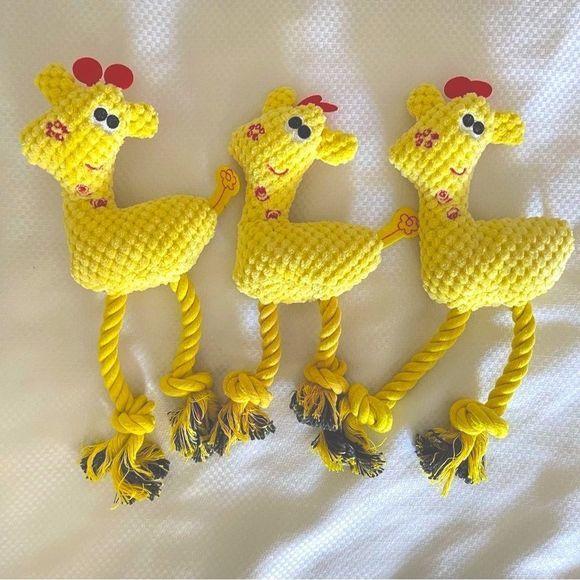 NEW SET OF 3 Large Yellow Giraffe Squeaker Rope Toys for‎ Dogs — All One Size - Picture 1 of 11